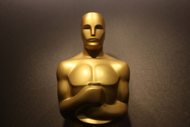And the Oscar went to... for best pciture, best actor in a lead role and supporting role